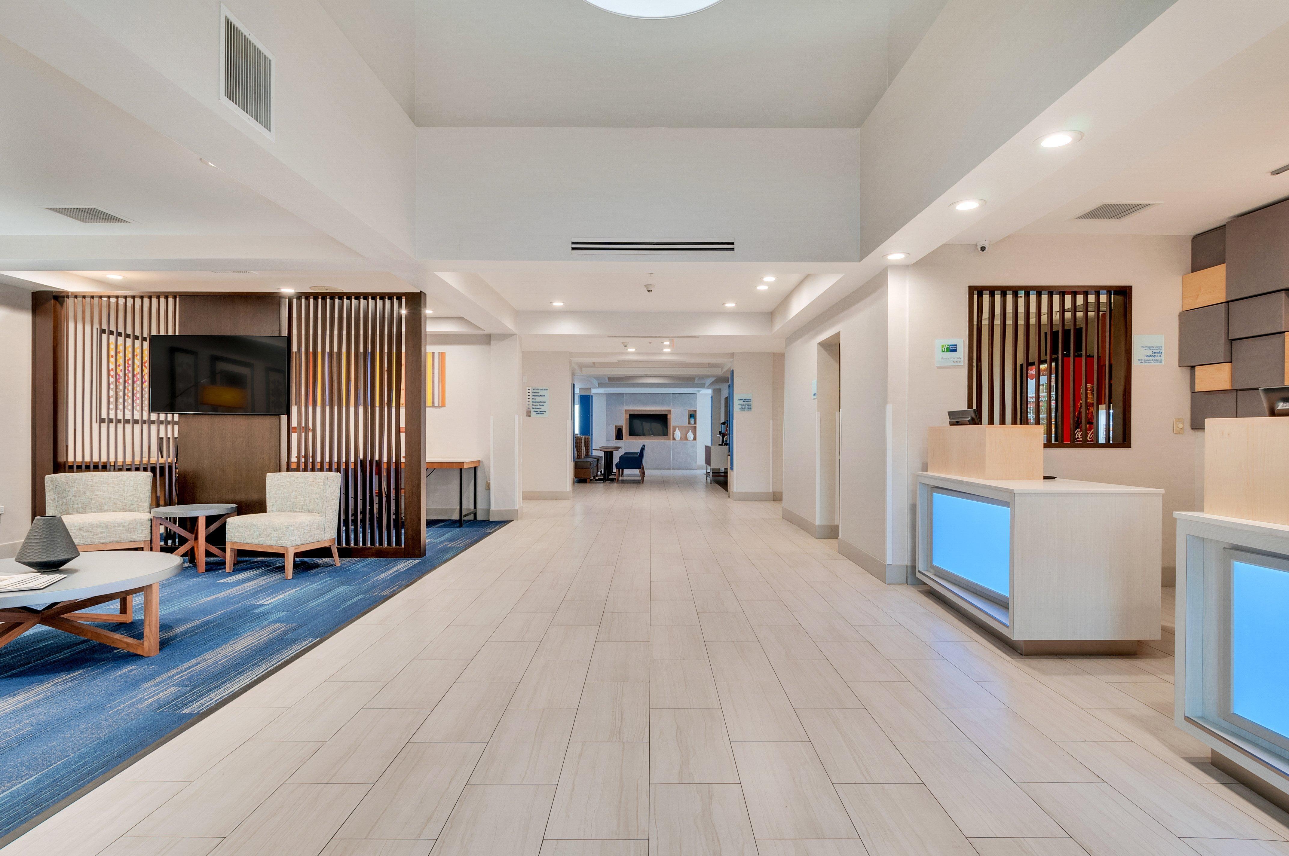 Holiday Inn Express Hotel & Suites Lake Elsinore By Ihg Экстерьер фото