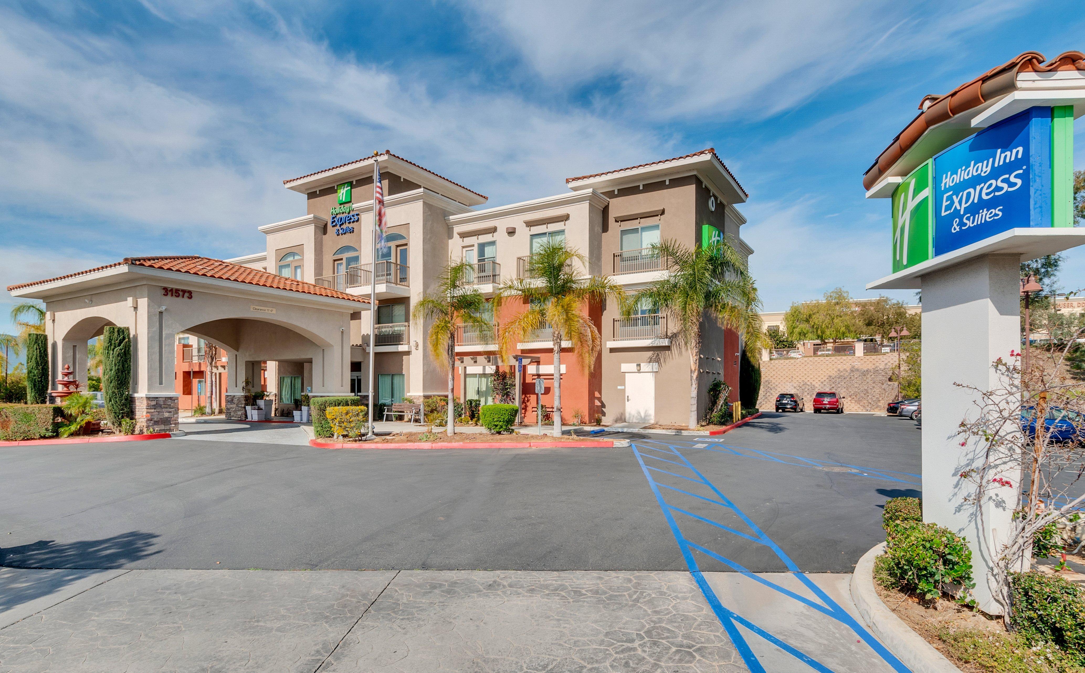 Holiday Inn Express Hotel & Suites Lake Elsinore By Ihg Экстерьер фото