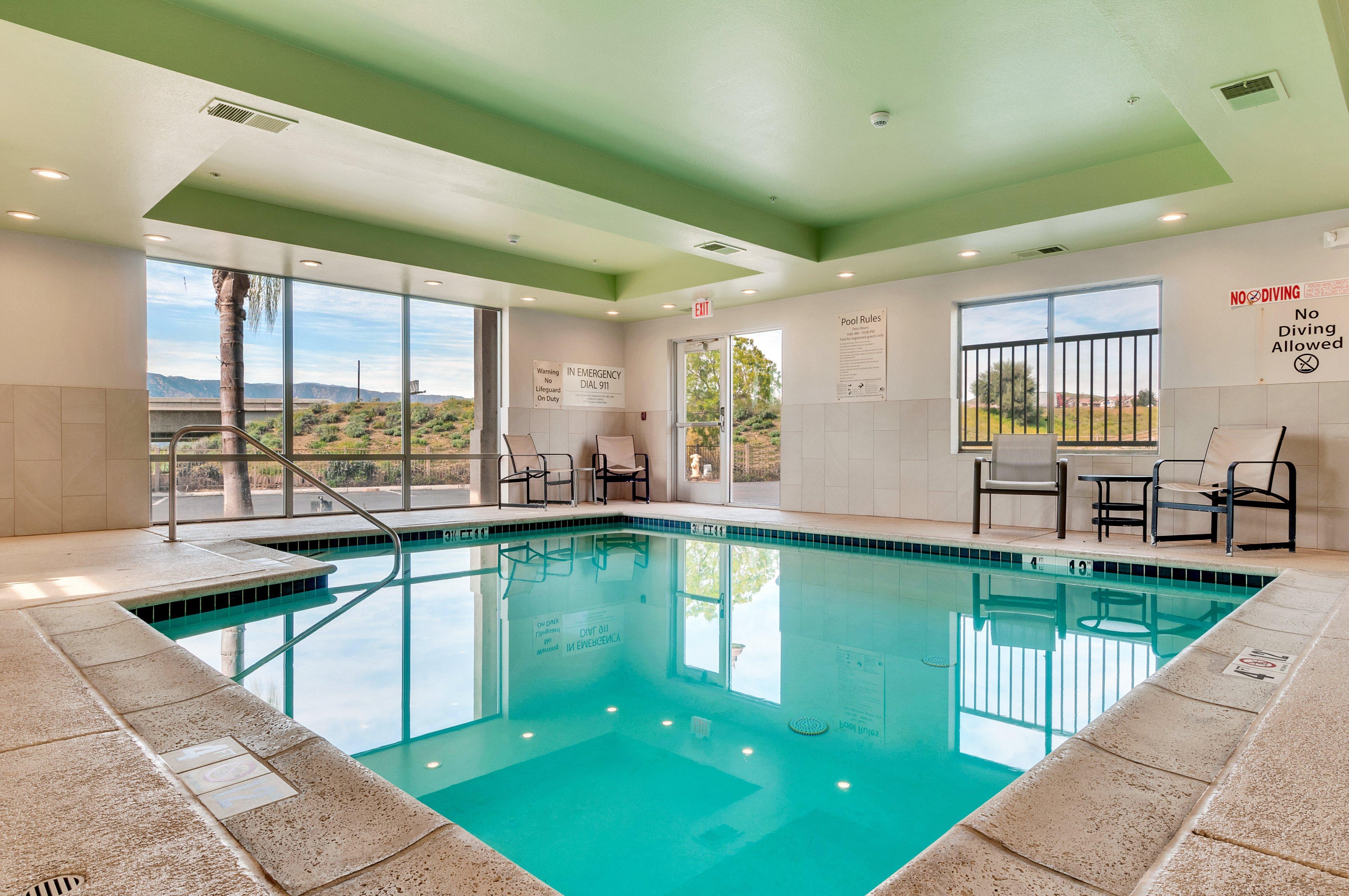 Holiday Inn Express Hotel & Suites Lake Elsinore By Ihg Экстерьер фото